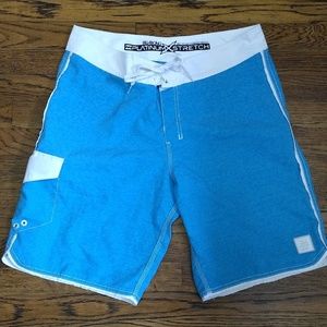 Billabong Platinum X Men's Board Shorts size 34